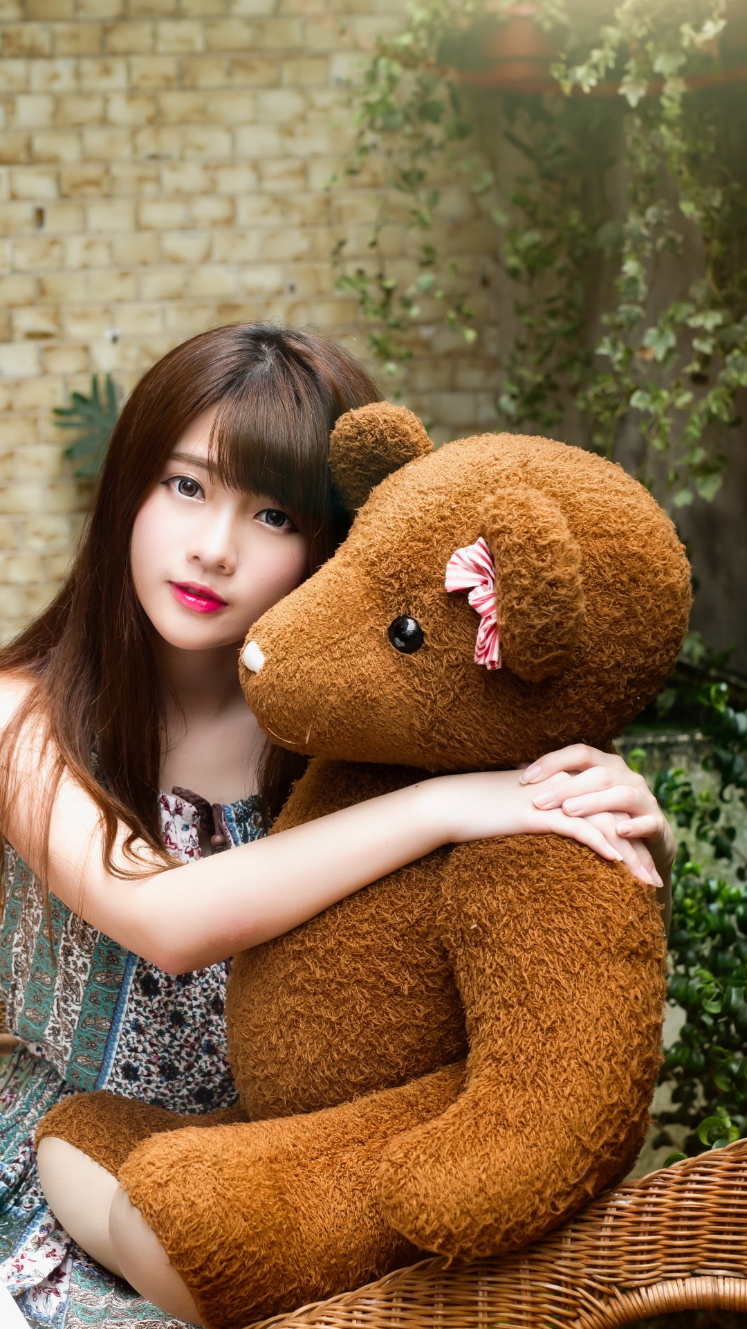 Download Teddy Bear Stuffed Animal Lipstick Brunette Model Woman Asian Phone Wallpaper