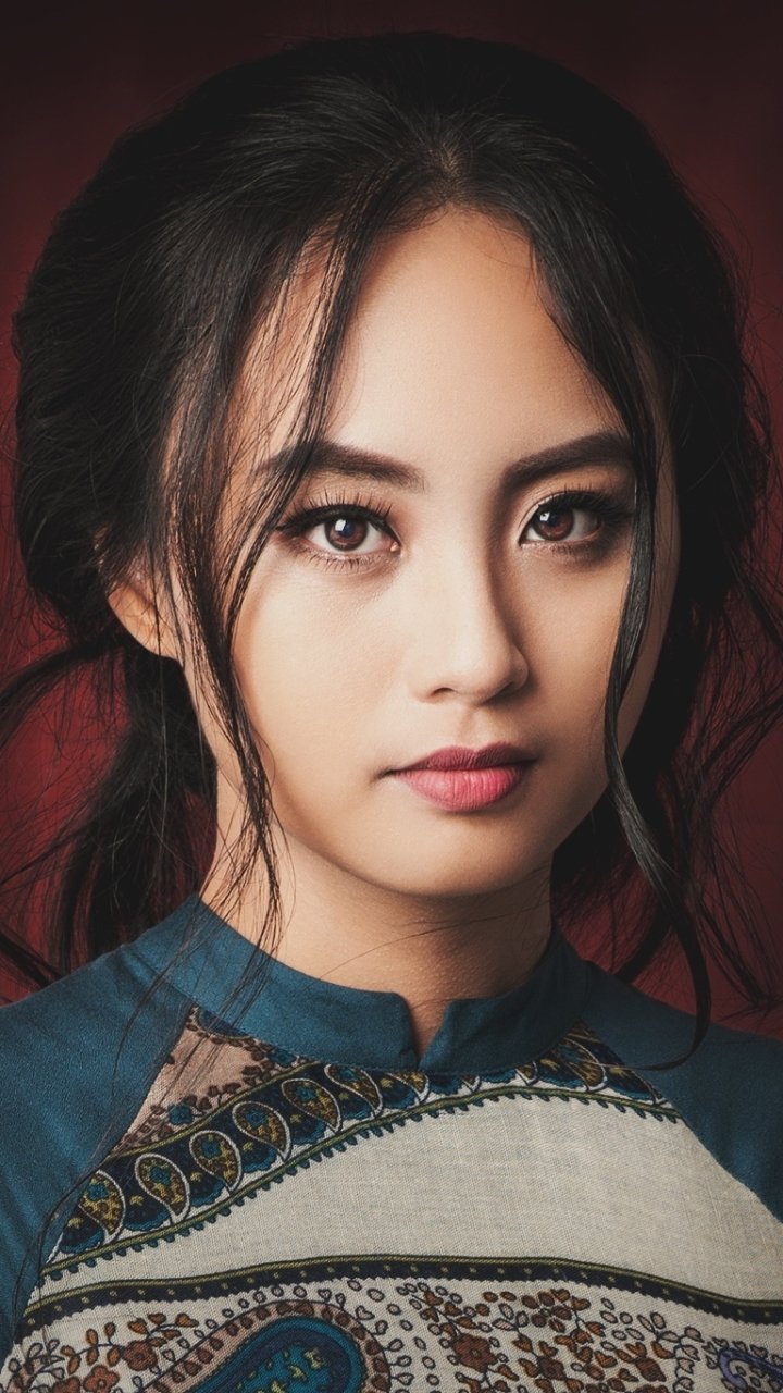 Download Brown Eyes Brunette Face Model Woman Asian Phone Wallpaper