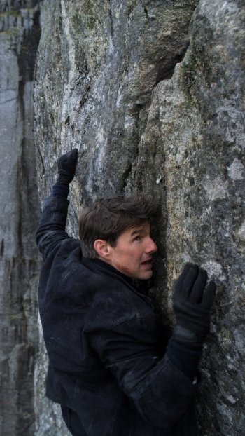 Ethan Hunt Tom Cruise movie Mission: Impossible - Fallout Phone Wallpaper