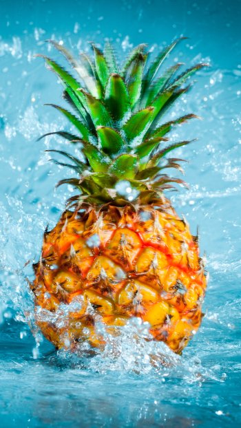 splash water fruit food pineapple Phone Wallpaper