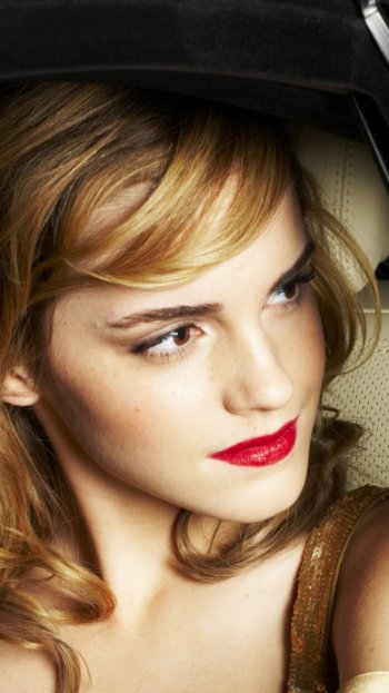 Celebrity Emma Watson Phone Wallpaper