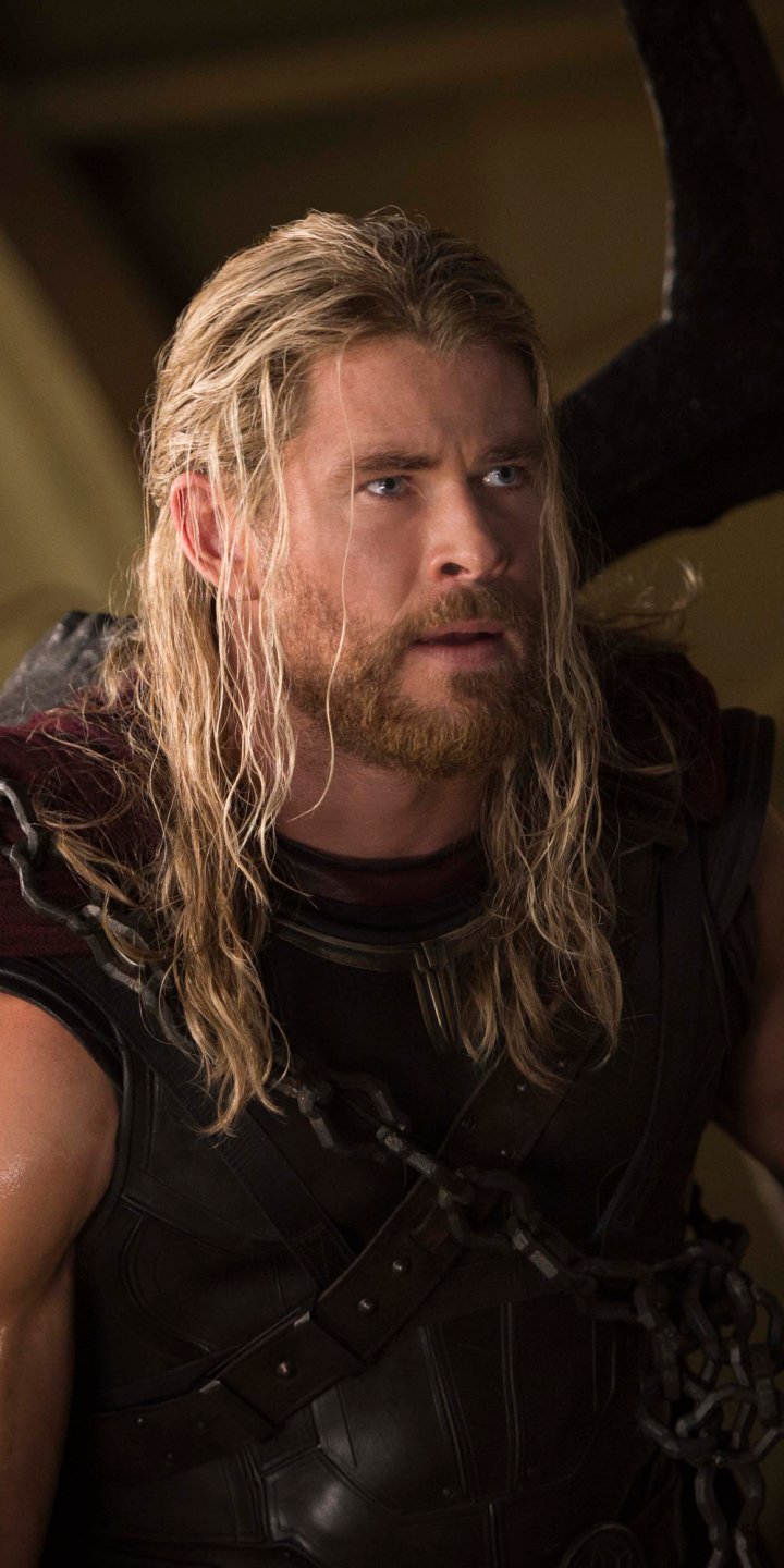 Download Thor Chris Hemsworth Movie Thor: Ragnarok Phone Wallpaper