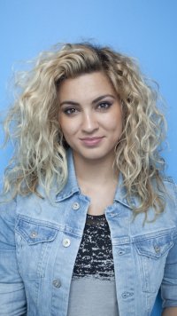 Tori Kelly - Desktop Wallpapers, Phone Wallpaper, PFP, Gifs, and More!