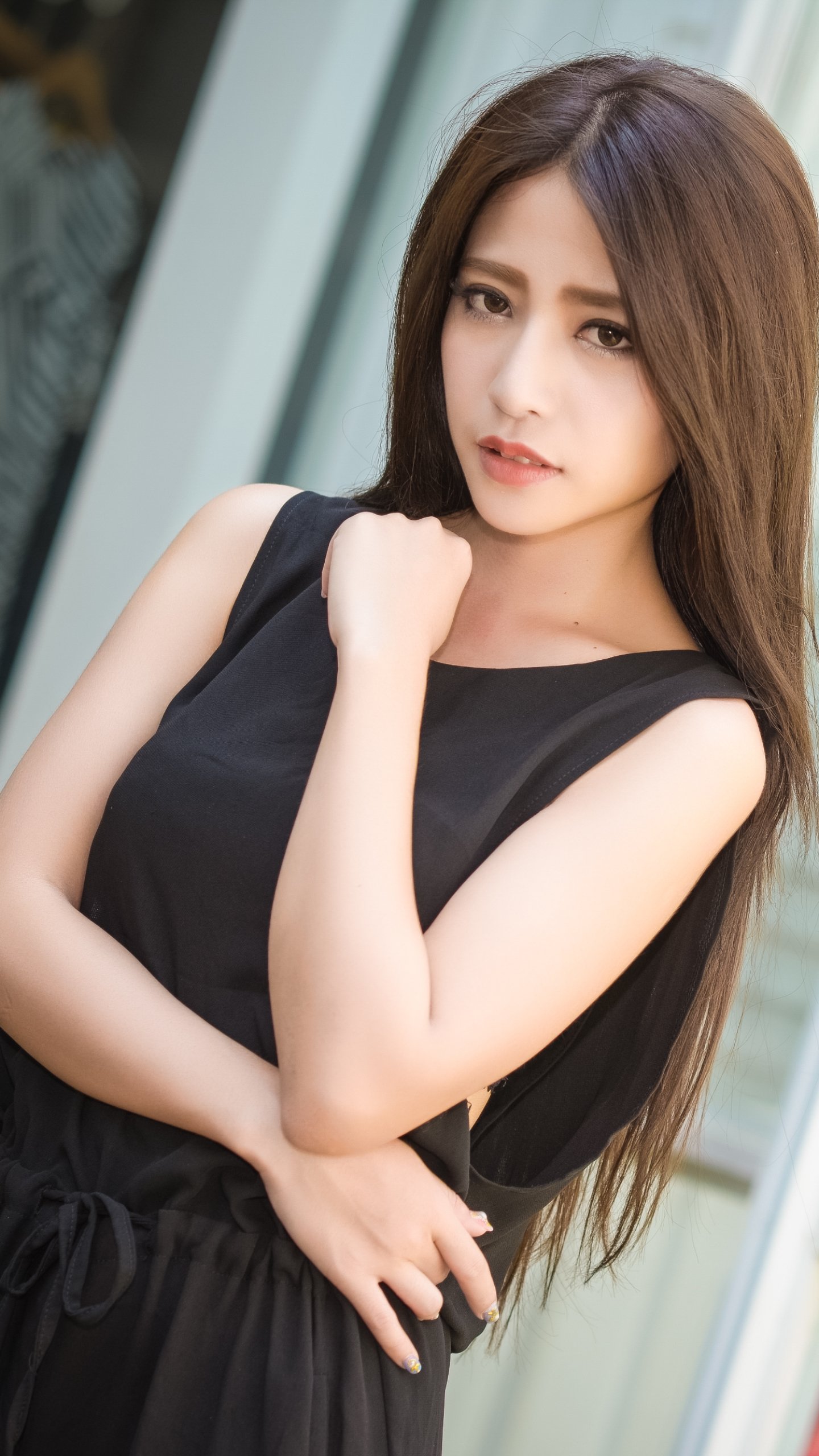 Download Black Dress Brown Eyes Brunette Model Woman Asian Phone Wallpaper