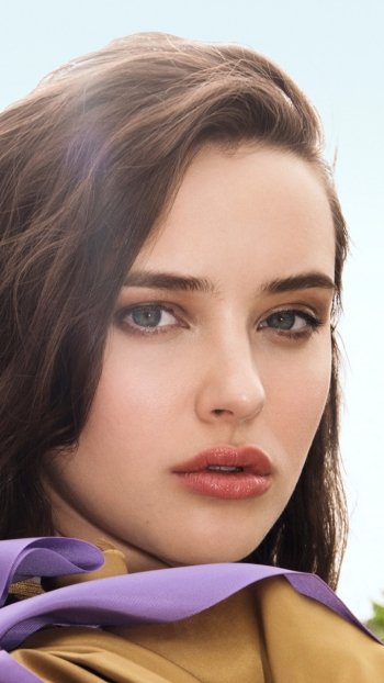 brunette face Australian actress Celebrity Katherine Langford Phone Wallpaper