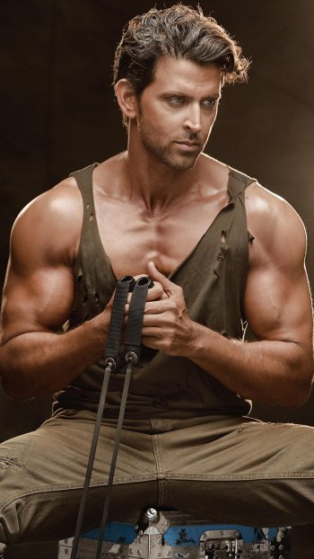 Celebrity Hrithik Roshan Phone Wallpaper