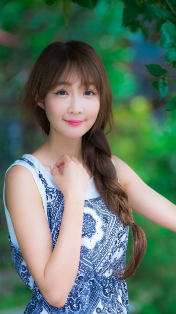 lipstick braid brunette model woman asian Phone Wallpaper