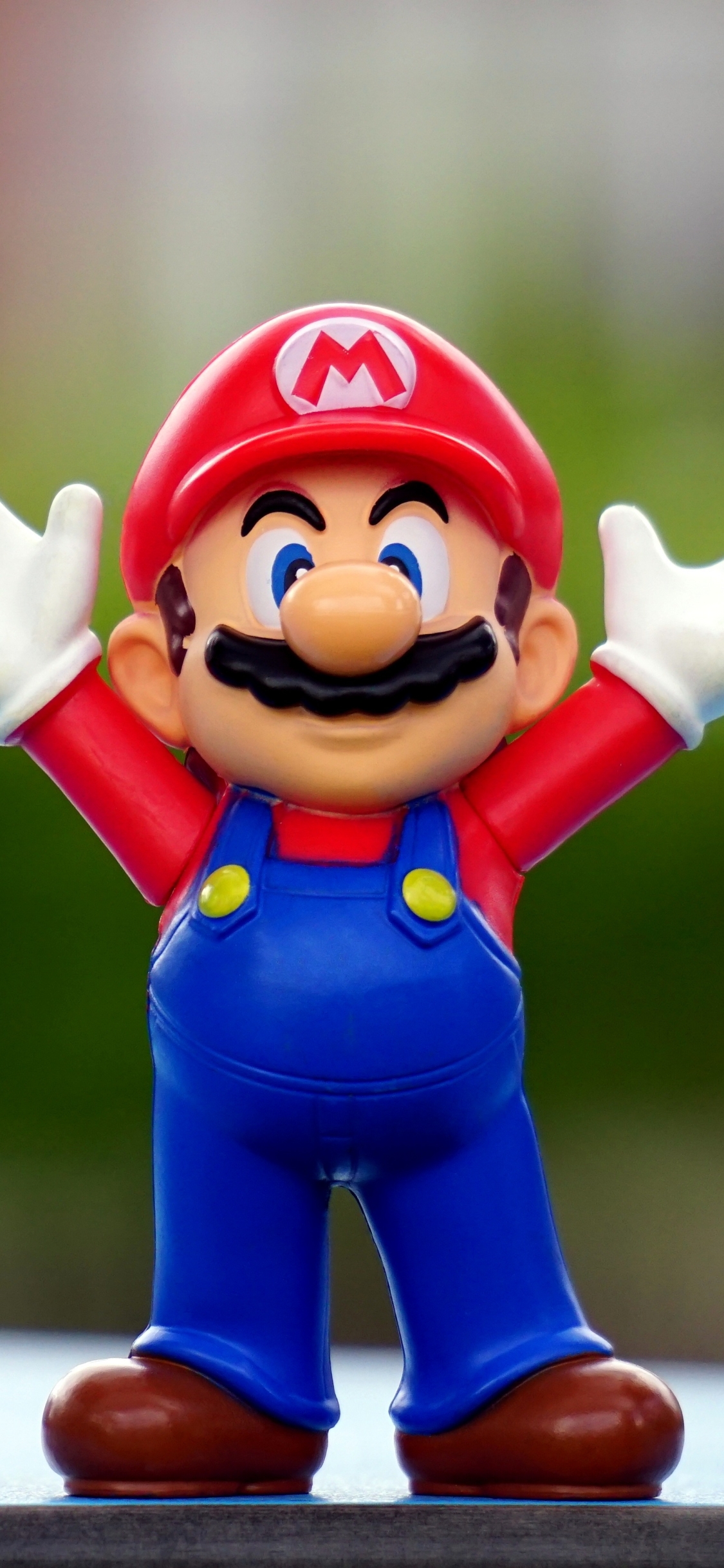 Super Mario Figurine by MikeBirdy