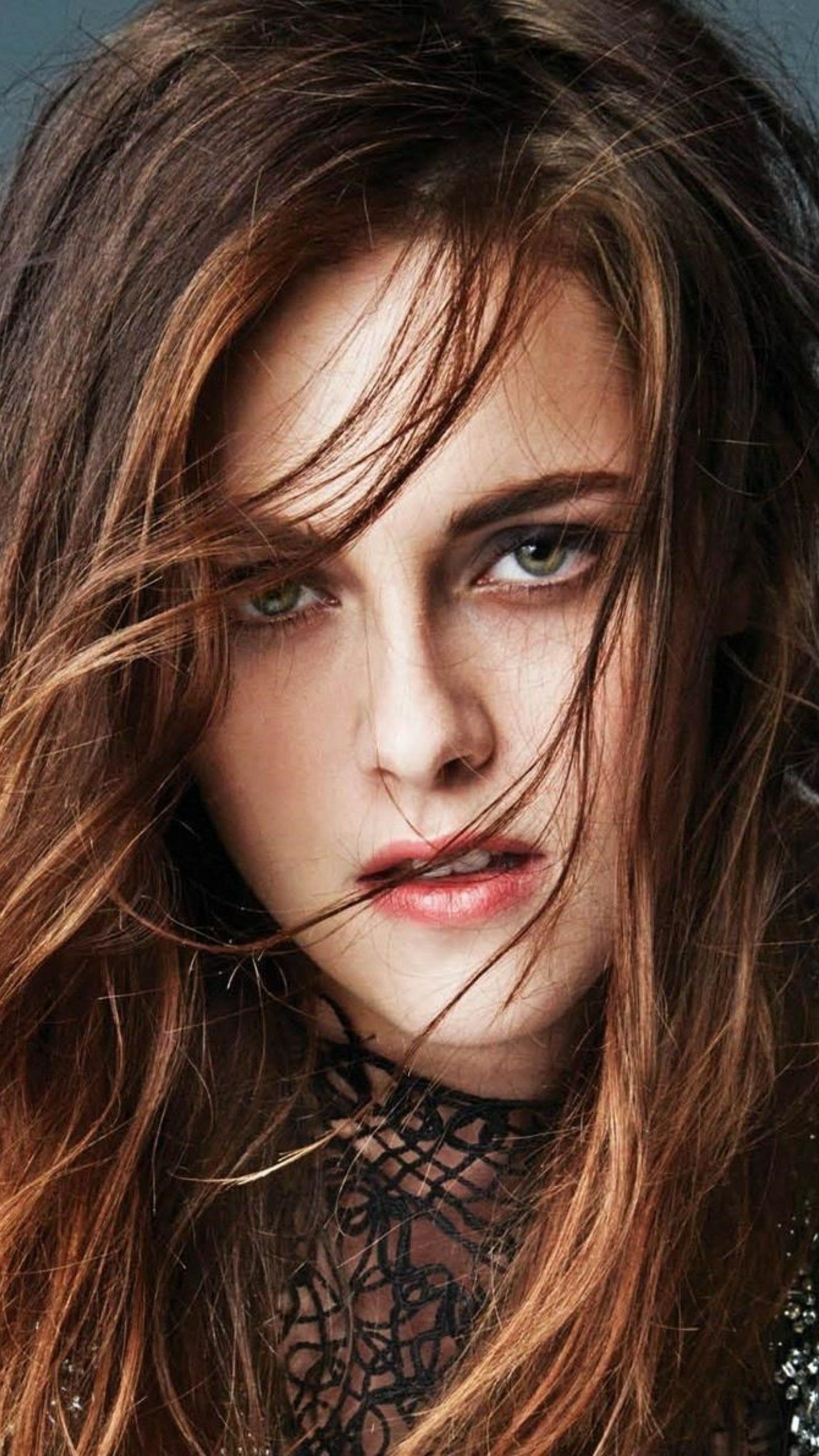 Download Celebrity Kristen Stewart Phone Wallpaper