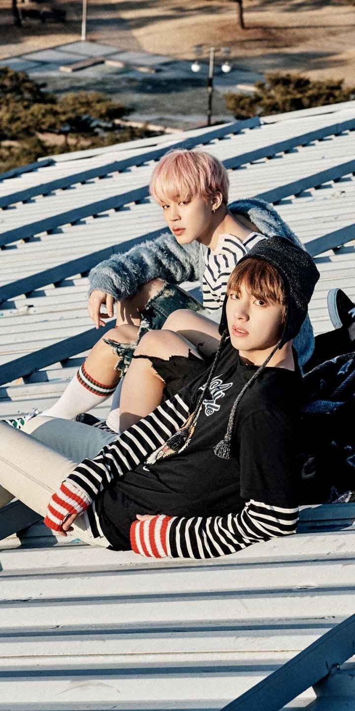 Download Music BTS Phone Wallpaper
