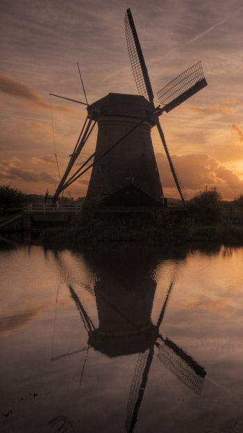 photography reflection Phone Wallpaper