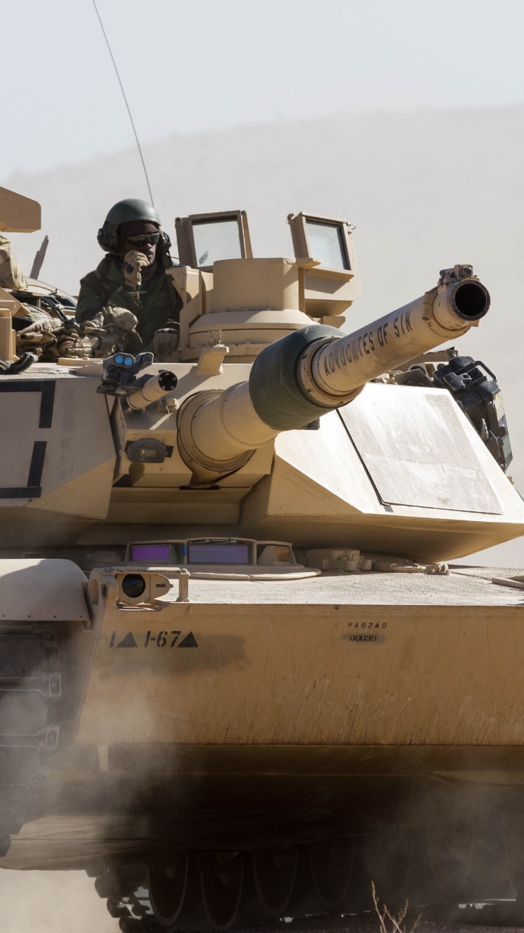 M1 Abrams Tank in Desert - Mobile Abyss