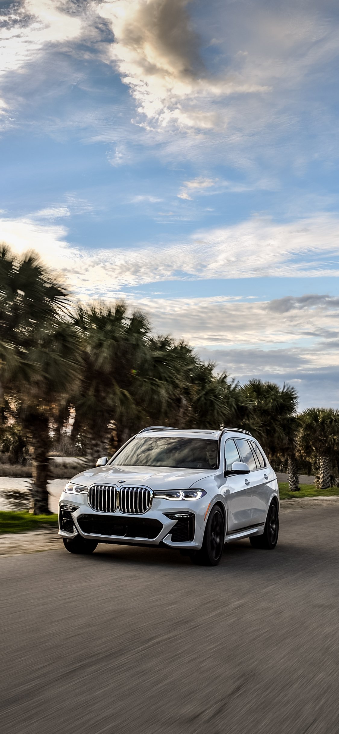Vehicles Bmw X7 1125x2436 Wallpaper Id 7701 Mobile Abyss
