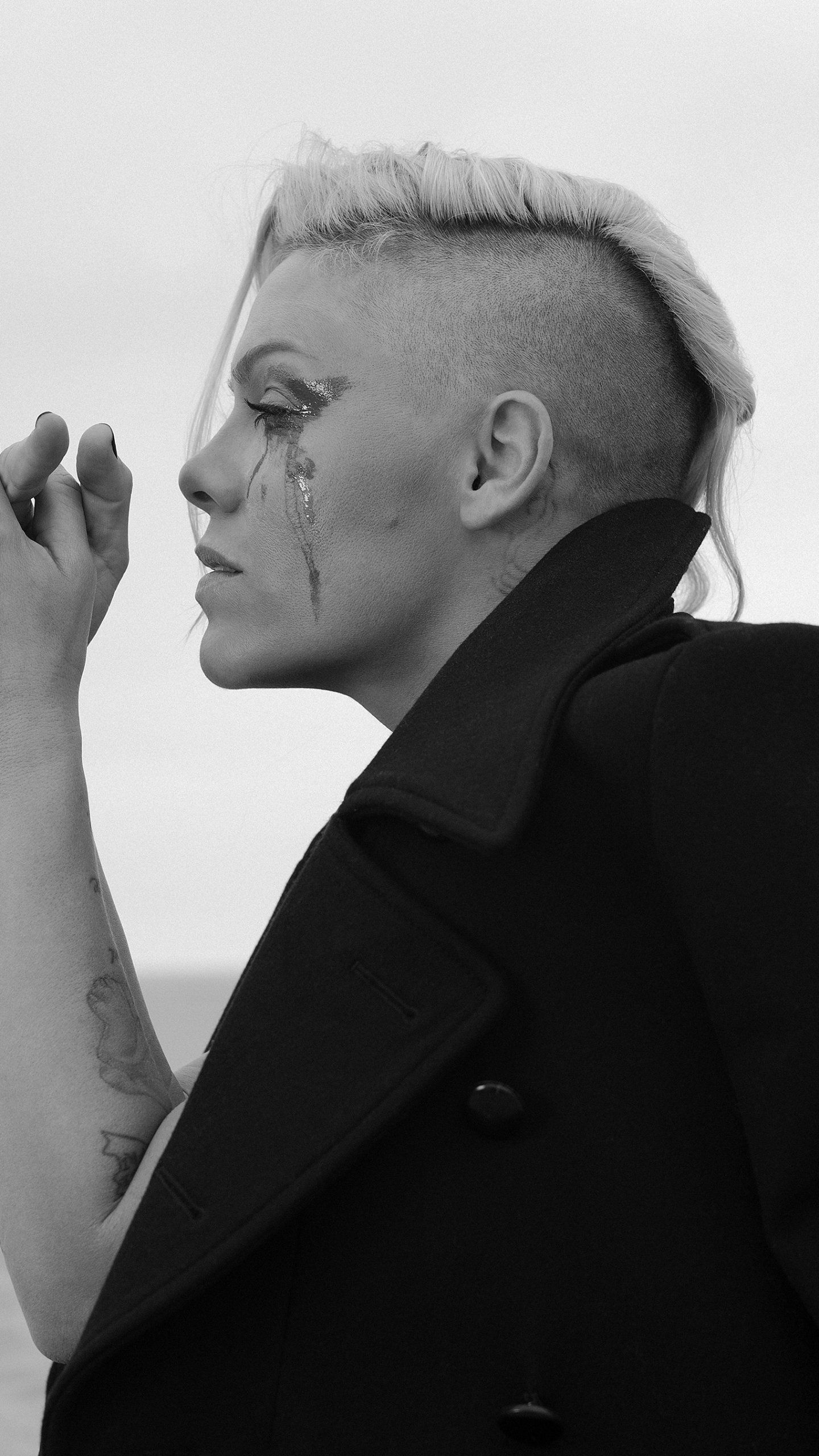 Pink (Singer) Iphone Wallpapers