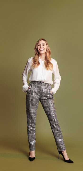 Celebrity Elizabeth Olsen Phone Wallpaper