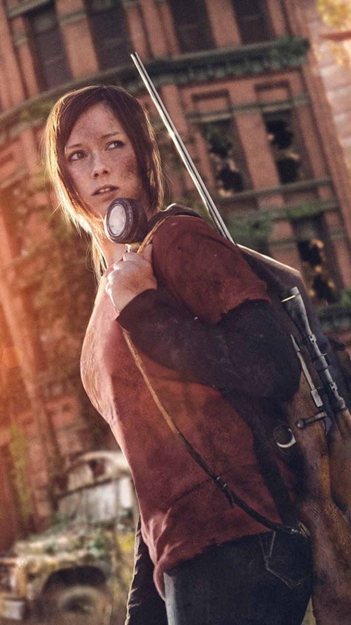 Download Ellie (The Last Of Us) The Last Of Us Woman Cosplay Phone Wallpaper