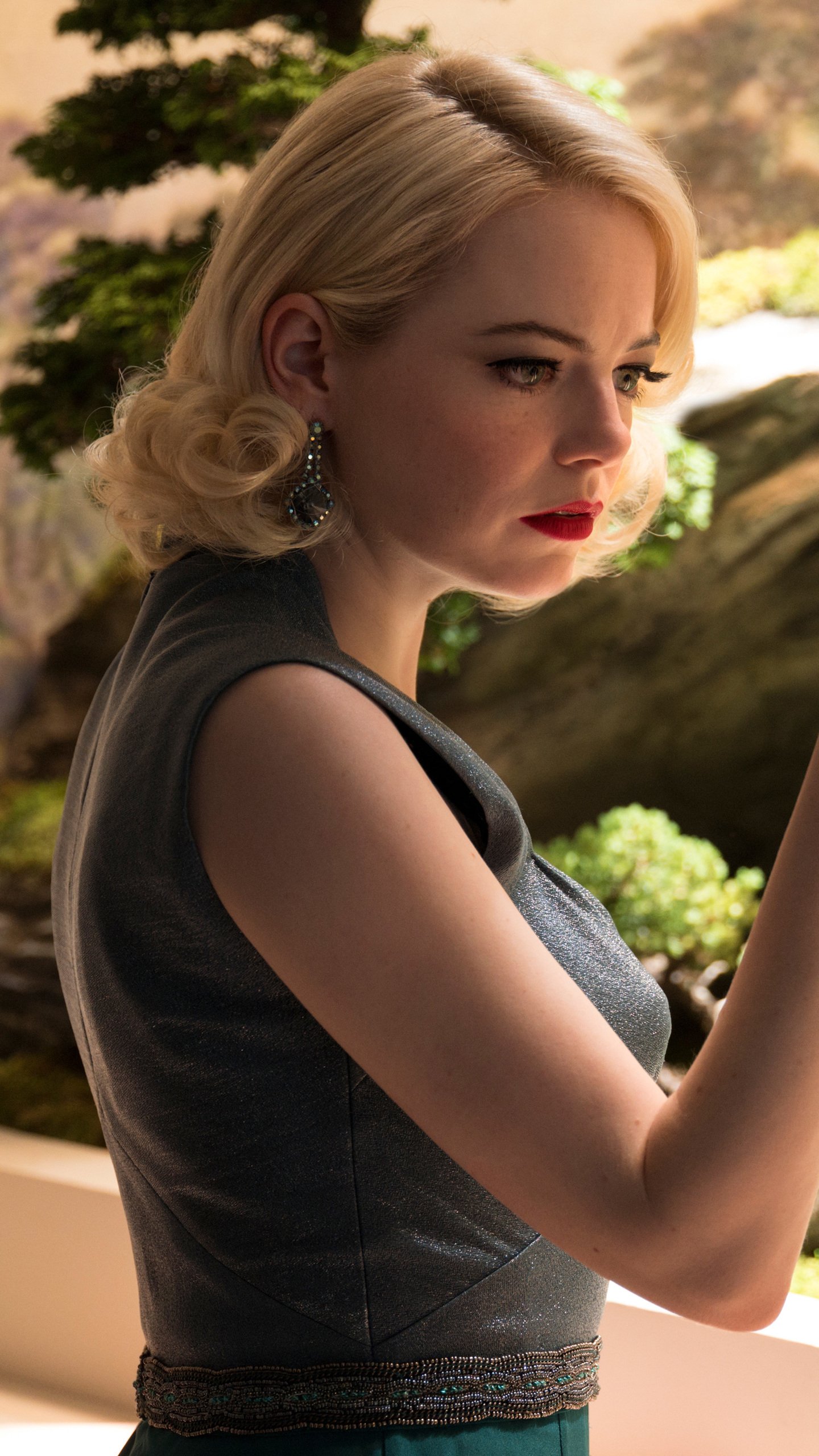 Download Emma Stone TV Show Maniac (2018) Phone Wallpaper