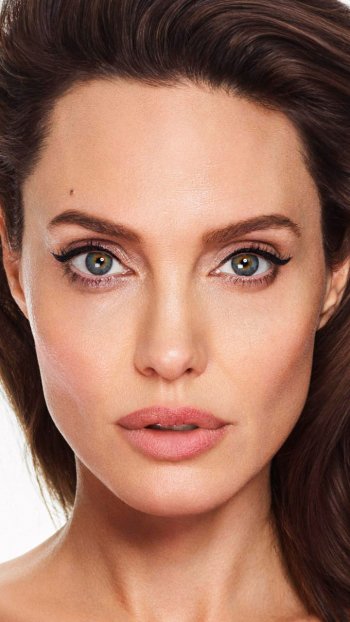 Celebrity Angelina Jolie Phone Wallpaper