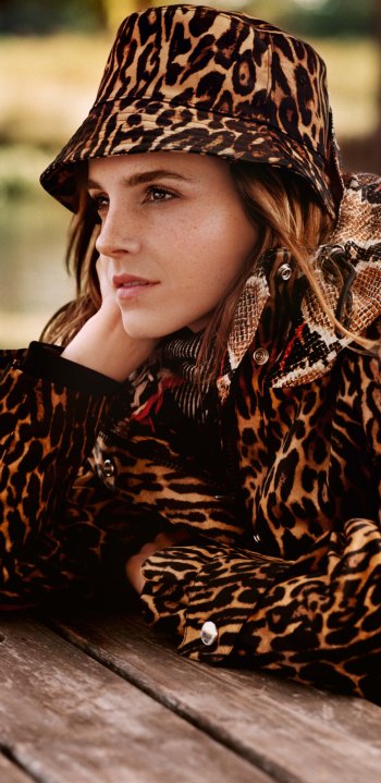 Celebrity Emma Watson Phone Wallpaper