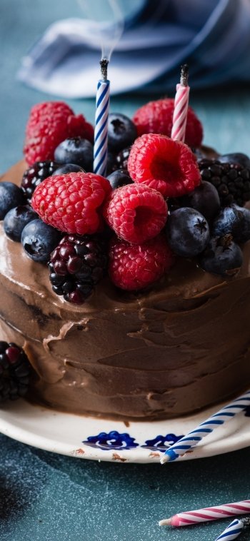 blueberry blackberry raspberry candle fruit berry pastry food cake Phone Wallpaper