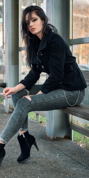 black hair high heels woman model Phone Wallpaper