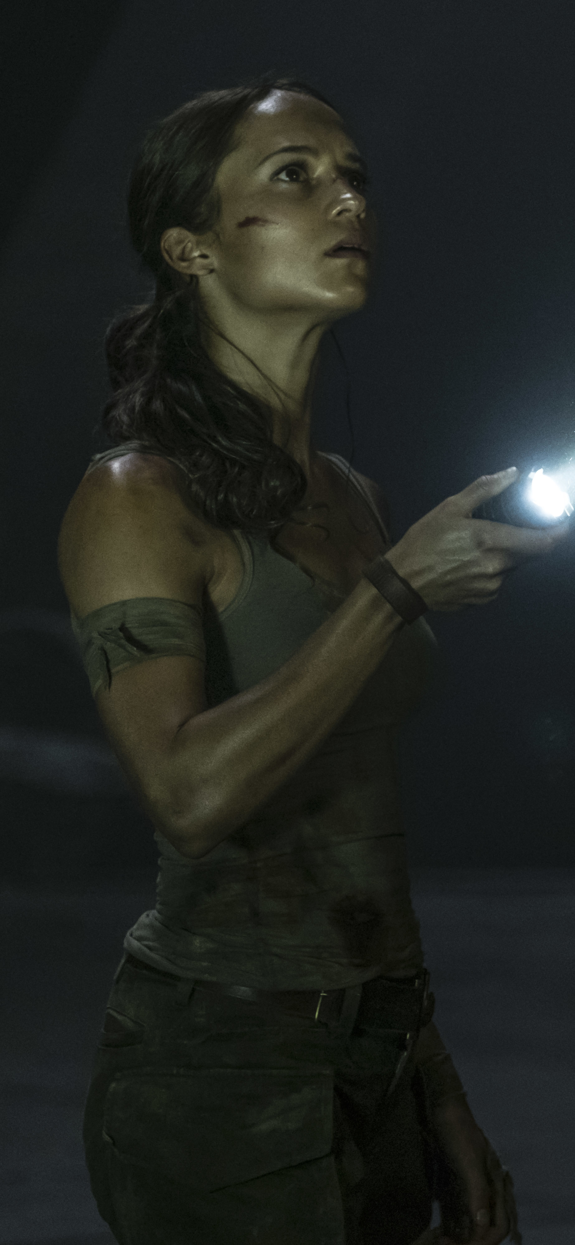 Tomb Raider (2018) Phone Wallpaper