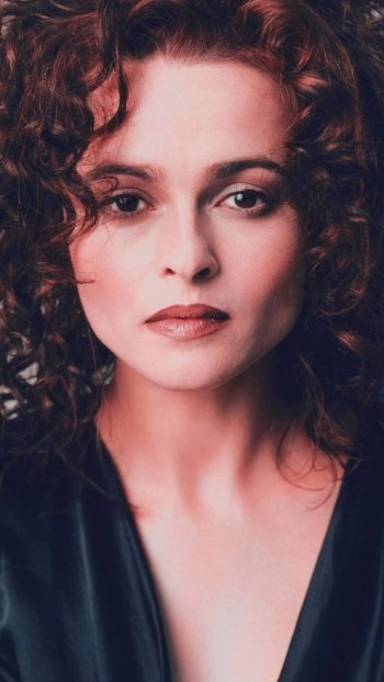 Celebrity Helena Bonham Carter Phone Wallpaper