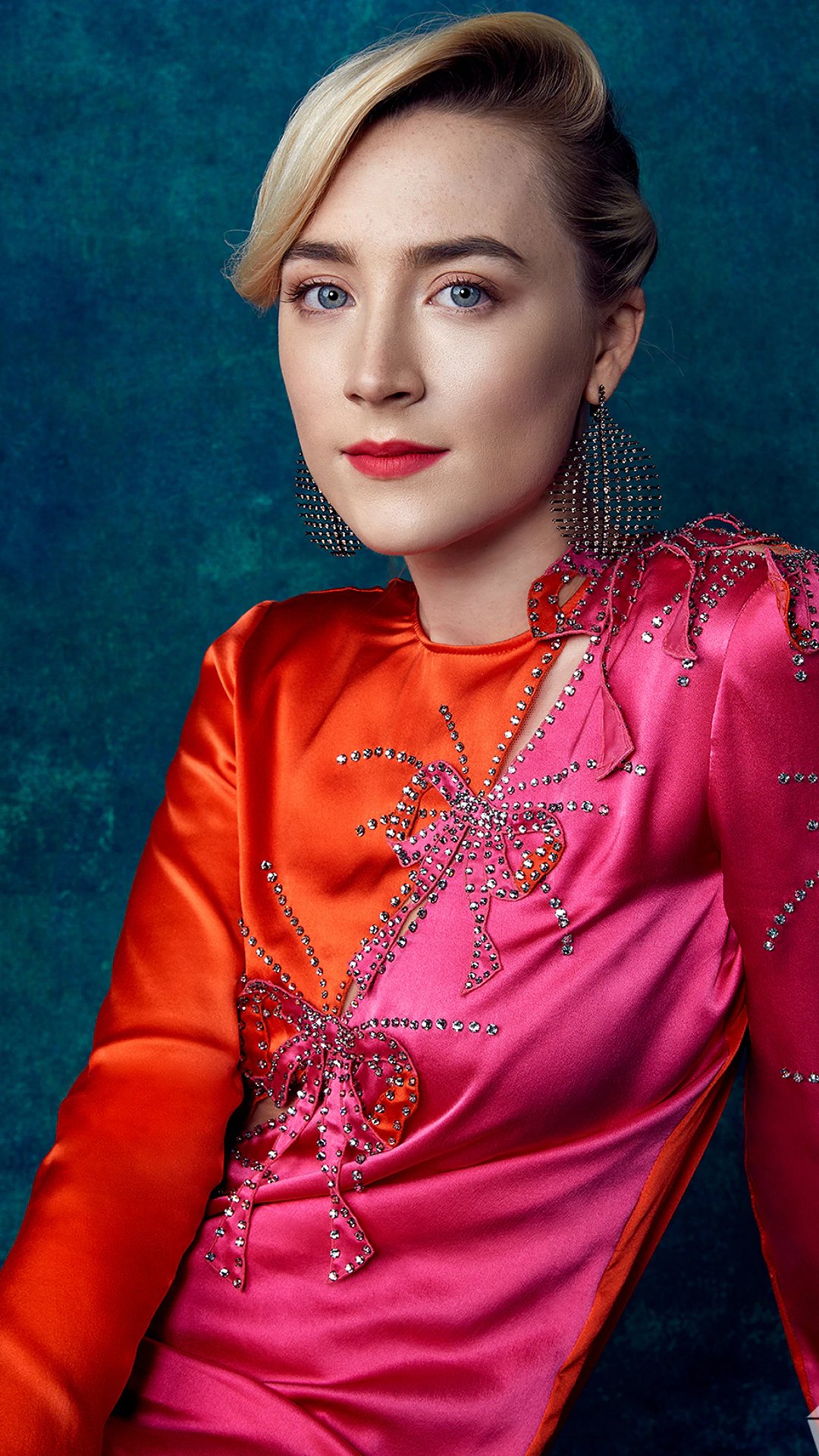 Download Celebrity Saoirse Ronan Phone Wallpaper