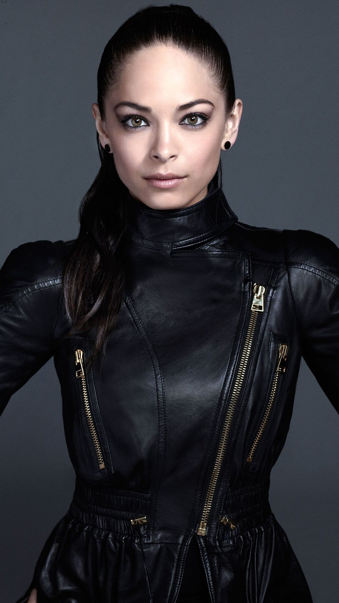 Download Celebrity Kristin Kreuk Phone Wallpaper