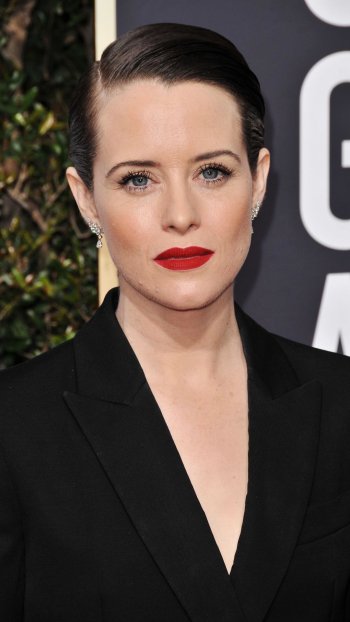 Celebrity Claire Foy Phone Wallpaper