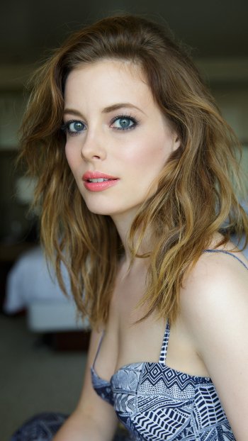 Celebrity Gillian Jacobs Phone Wallpaper