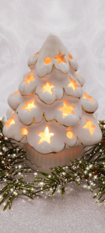 decoration candle holiday Christmas Phone Wallpaper