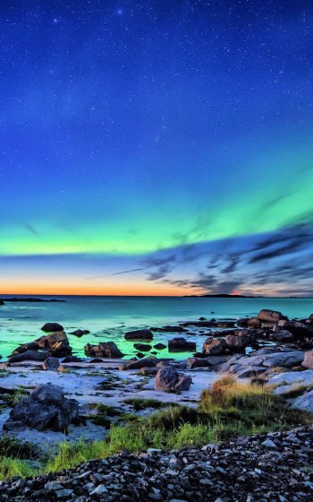 nature aurora borealis Phone Wallpaper