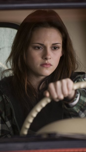 Celebrity Kristen Stewart Phone Wallpaper
