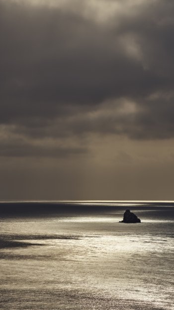  macOS Catalina 10.15 Wallpaper