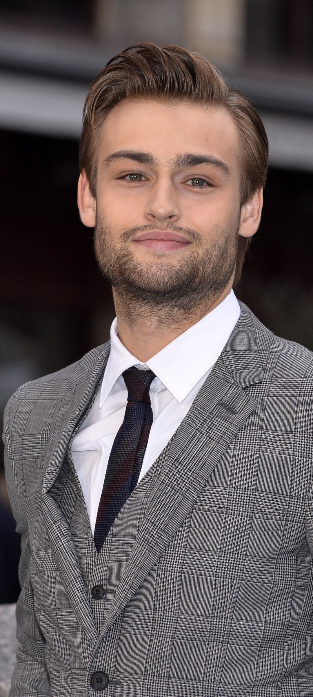 Douglas Booth Phone Wallpapers