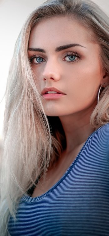blonde woman model Phone Wallpaper