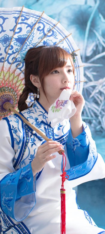 national dress traditional costume Taiwanese asian woman Yu Chen Zheng Phone Wallpaper
