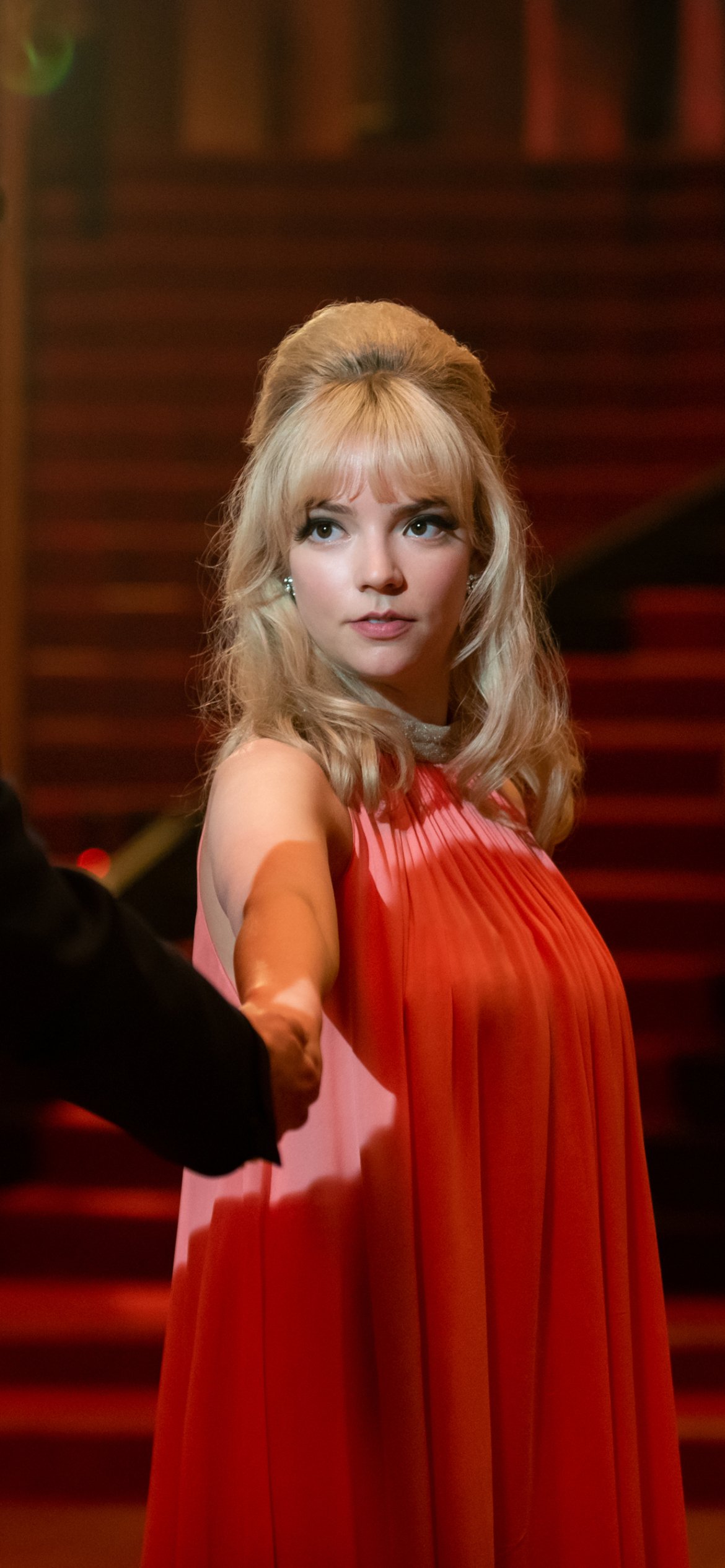 Download Anya Taylor-Joy Movie Last Night In Soho Phone Wallpaper