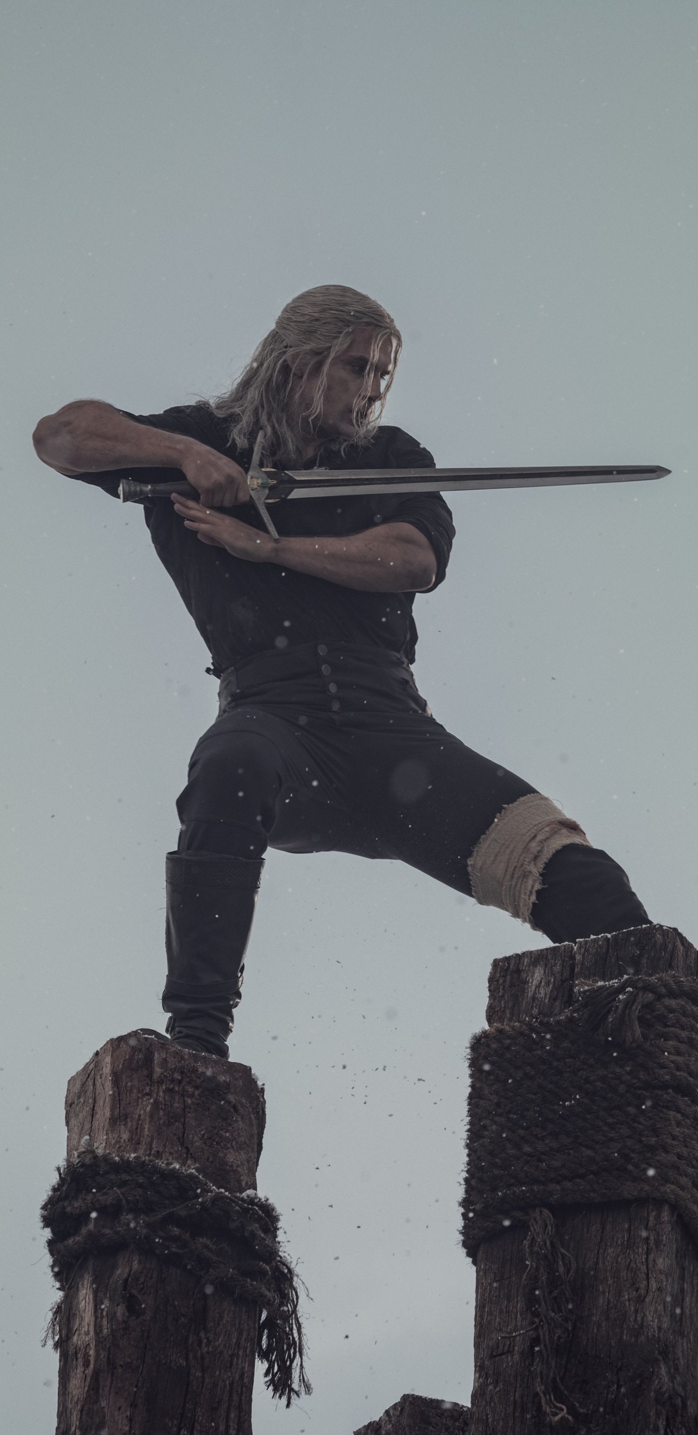 Download Geralt Of Rivia Henry Cavill TV Show The Witcher Phone Wallpaper