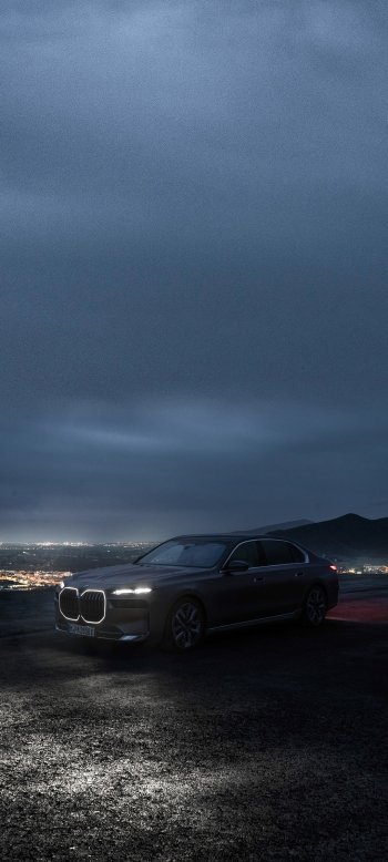 vehicle BMW i7 xDrive60 Phone Wallpaper