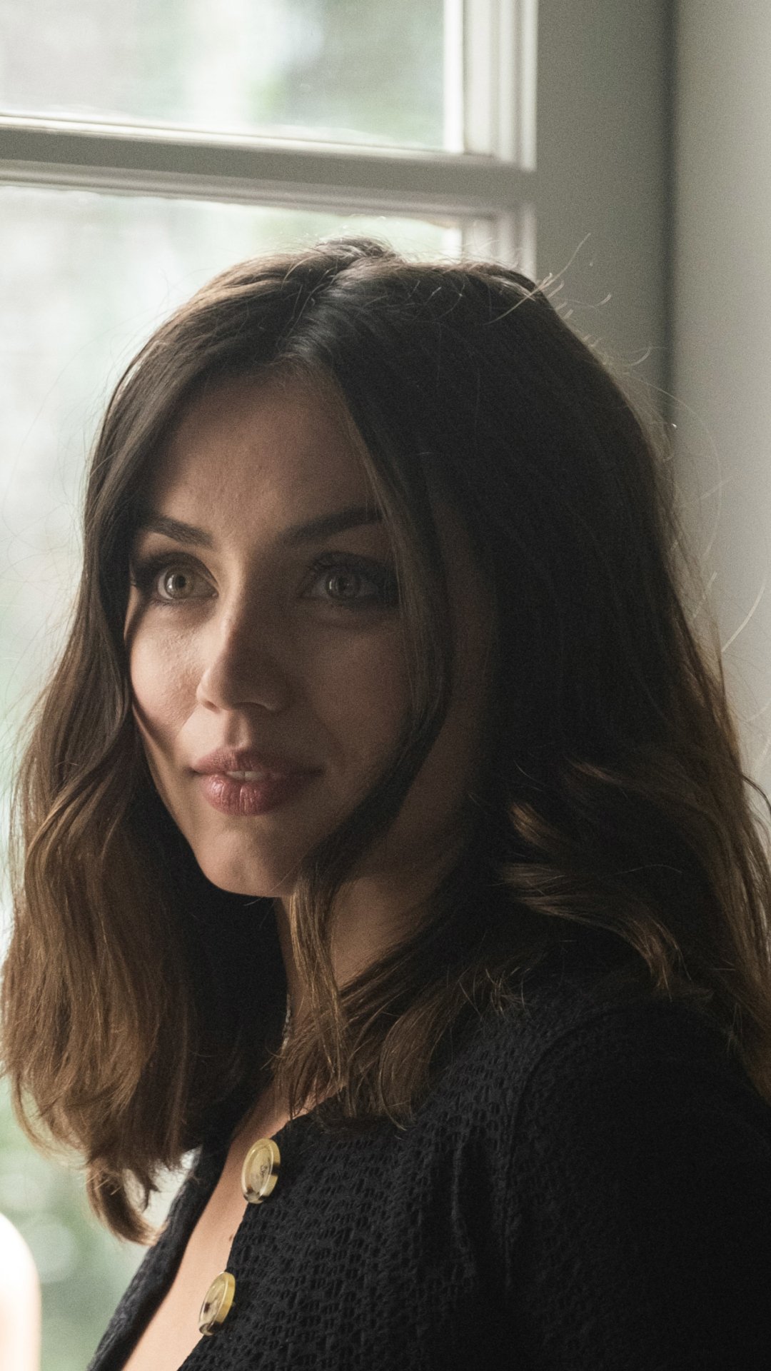 Download Ana De Armas Movie Deep Water Phone Wallpaper