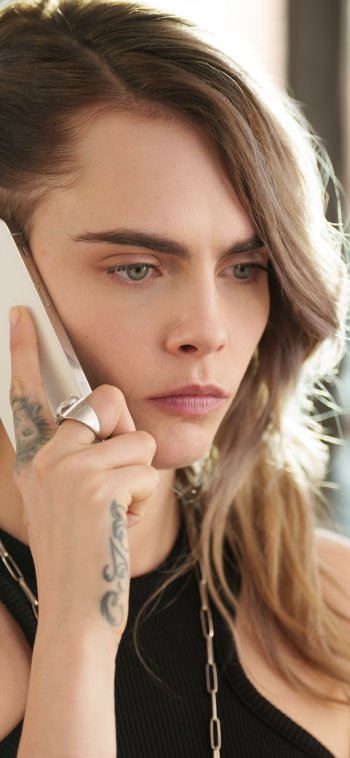Cara Delevingne TV Show Only Murders in the Building Phone Wallpaper
