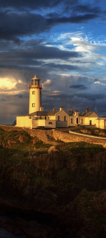 man made lighthouse Phone Wallpaper