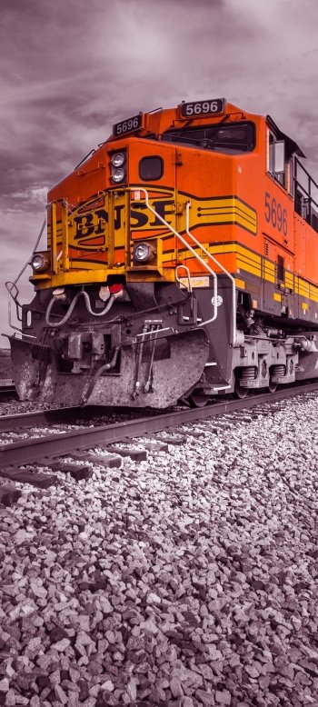  Locomotive: BNSF 5696