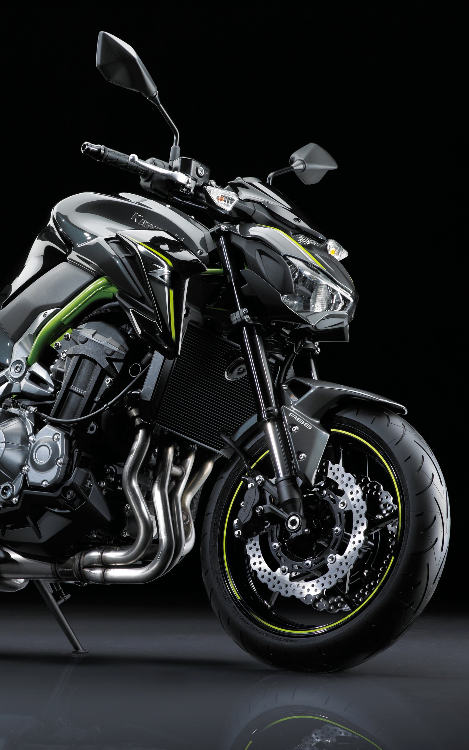 Kawasaki Z900 - Desktop Wallpapers, Phone Wallpaper, PFP, Gifs, and More!