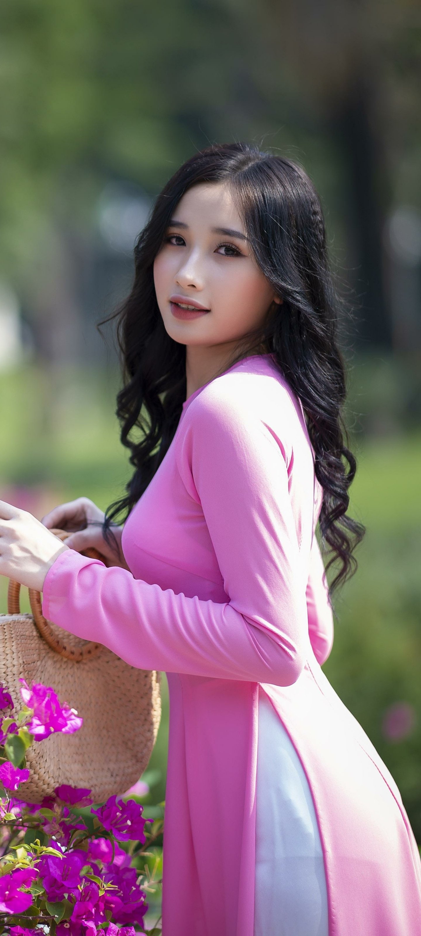 Download Woman Asian Phone Wallpaper