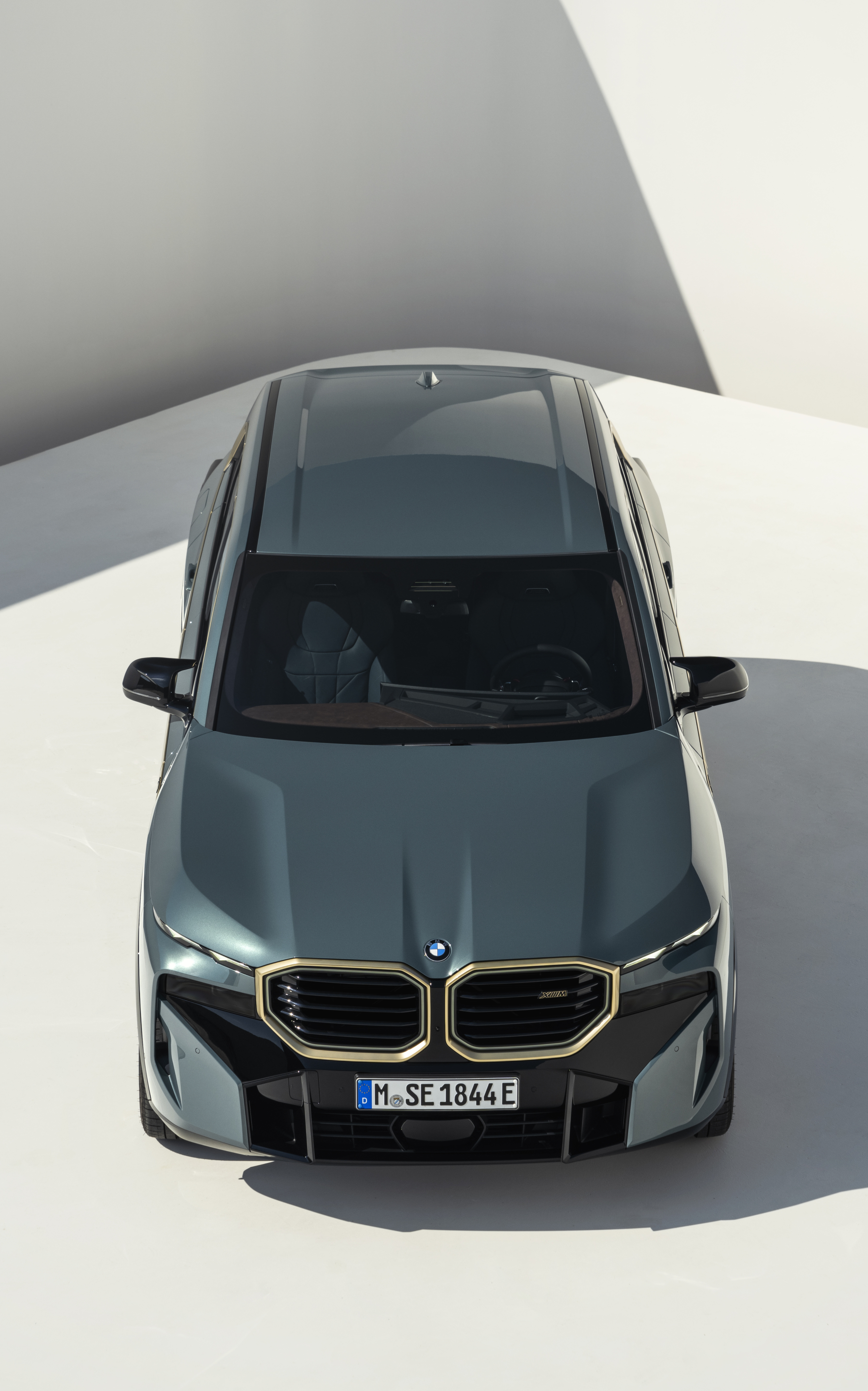BMW XM Phone Wallpaper