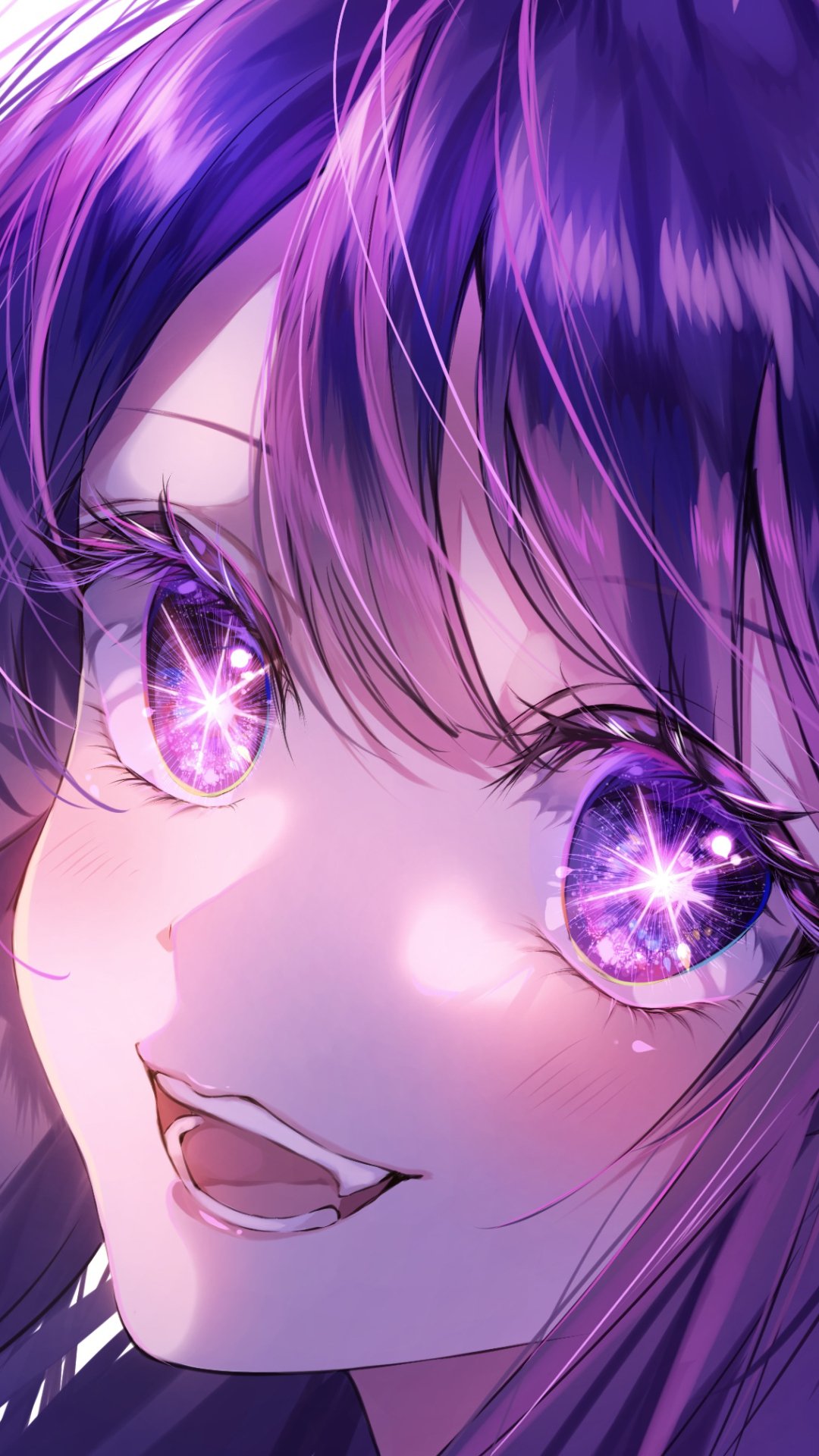 Phone wallpaper: close-up of Ai Hoshino (Oshi no Ko), purple hair, starry violet eyes sparkling with light, luminous skin and a bright, playful smile.