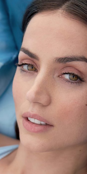  Ana De Armas for La Mer Cosmetics